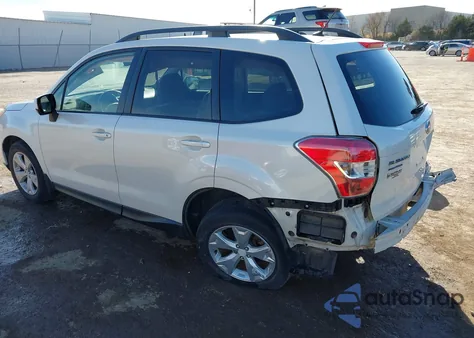 2015 Subaru Forester 2.5I Premium из США, поврежденный, VIN JF2SJADC1FH525449